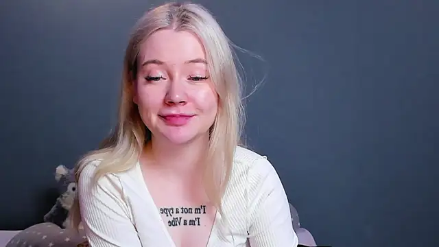 Lillie Berry online show from April 11, 2026, 8:07 am