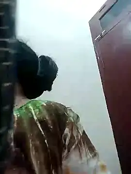 Cute-Janvi20 online show from October 9, 2025, 5:55 pm