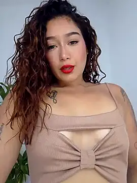 LilithAmber11 online show from September 23, 2025, 8:12 pm