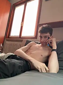 twinkethan07 online show from April 20, 2026, 2:09 pm