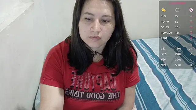 Snapshot of victoriadaniela chatting on February 22, 2026, 10:19 pm victoriadaniela online show from February 22, 2026, 10:19 pm