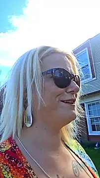 RhondaRump online show from October 9, 2025, 2:48 pm