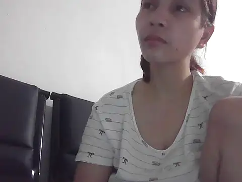 ivyloving4you online show from October 15, 2025, 7:58 pm