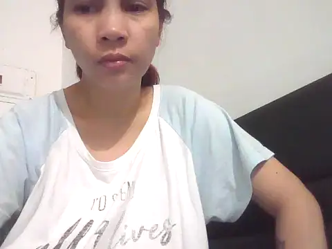 ivyloving4you online show from October 16, 2025, 10:11 pm