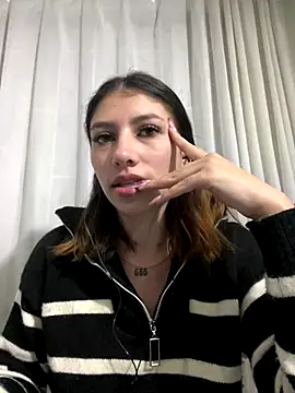 Snapshot of AriaBliss- chatting on September 28, 2025, 10:20 am AriaBliss- online show from September 28, 2025, 10:20 am