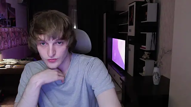 Playersuperstar online show from April 4, 2026, 6:49 pm