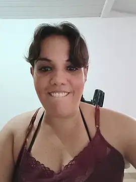 Snapshot of Bellapotencia1985 chatting on July 21, 2026, 10:06 am Bellapotencia1985 online show from July 21, 2026, 10:06 am