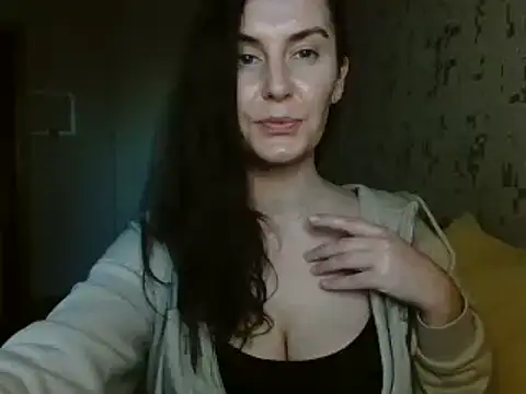 KatalinaQE online show from October 23, 2025, 9:41 am