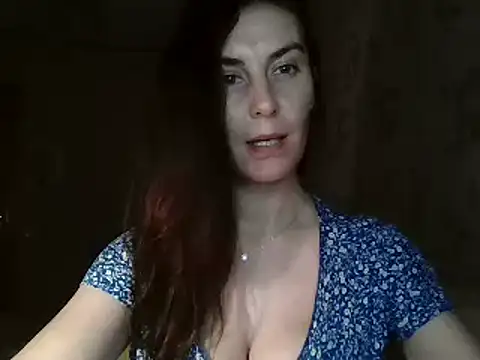 KatalinaQE online show from November 17, 2025, 5:41 pm