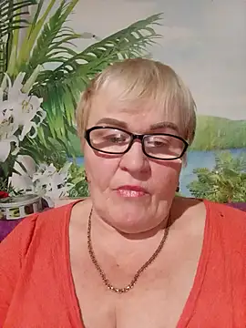 VioletSweet5566 online show from November 4, 2025, 7:02 pm