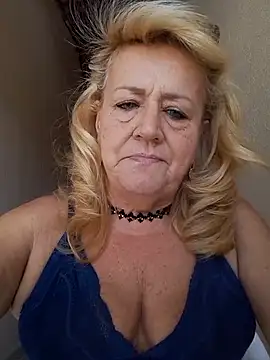 Belladama61 online show from September 17, 2025, 10:39 am