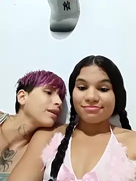 Little-Pussy-Sweet online show from September 19, 2025, 3:52 am