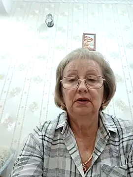 AlikaSwan5821 online show from December 1, 2025, 8:36 pm