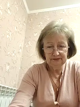 AlikaSwan5821 online show from February 24, 2026, 2:04 pm