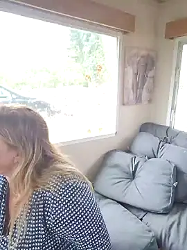 Snapshot of Misspapillon1840 chatting on November 24, 2025, 10:48 am Misspapillon1840 online show from November 24, 2025, 10:48 am