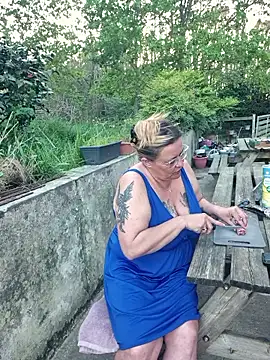 Snapshot of Misspapillon1840 chatting on April 8, 2026, 6:08 pm Misspapillon1840 online show from April 8, 2026, 6:08 pm