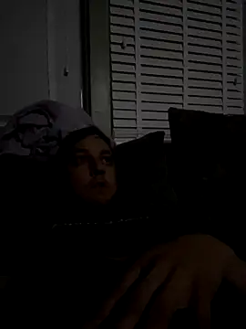 Mrtg1987 online show from September 24, 2025, 9:40 pm