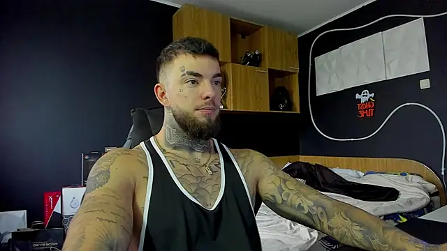 Chrisjordan66 online show from November 18, 2025, 7:13 am