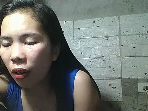 pinaysinglemommm online show from October 3, 2025, 8:55 am