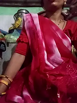 MISS LOVE 001 online show from September 30, 2025, 6:13 pm