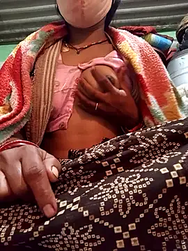 MISS LOVE 001 online show from November 19, 2025, 4:29 pm