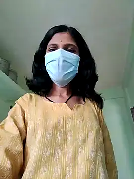 Shivani2002 online show from March 21, 2026, 5:23 am