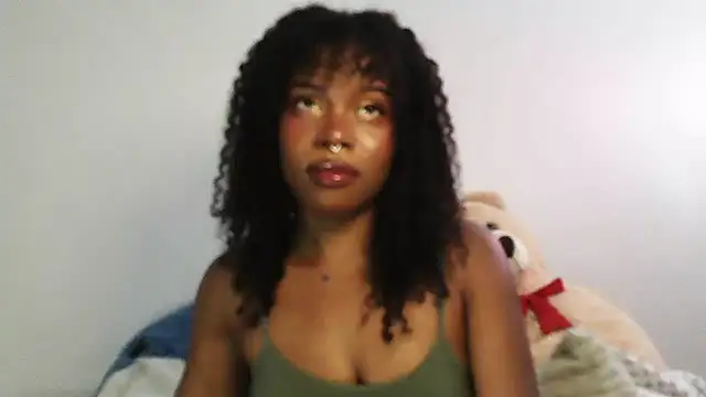 SparklingSoleil online show from September 27, 2025, 12:04 am