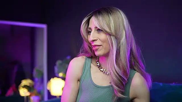 Snapshot of RubyRosa chatting on February 27, 2026, 11:16 pm RubyRosa online show from February 27, 2026, 11:16 pm