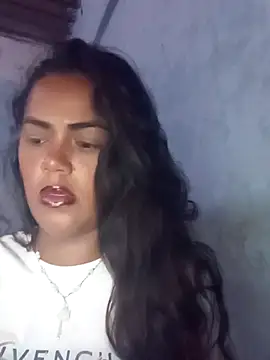 afroditaligh online show from October 25, 2025, 10:23 am