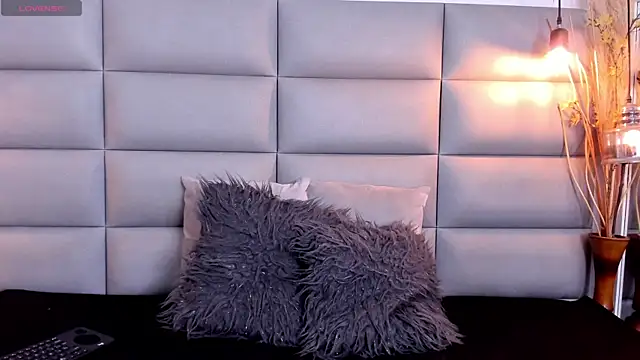 Snapshot of alexafisher chatting on October 15, 2025, 8:42 pm alexafisher online show from October 15, 2025, 8:42 pm