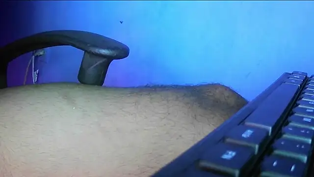 Clangel19 online show from September 13, 2025, 4:34 am