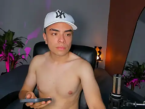 obzidyan online show from September 23, 2025, 11:52 pm