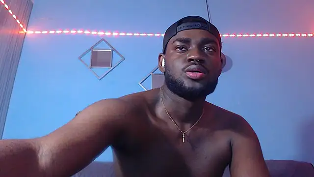 Snapshot of eebony_stallion chatting on July 7, 2026, 6:47 am eebony stallion online show from July 7, 2026, 6:47 am