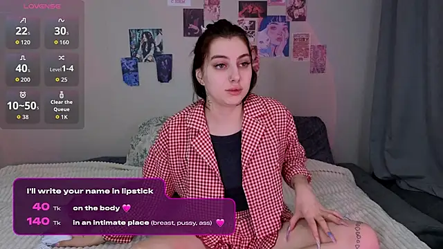 Snapshot of arcane_doll chatting on February 14, 2026, 3:03 am arcane doll online show from February 14, 2026, 3:03 am