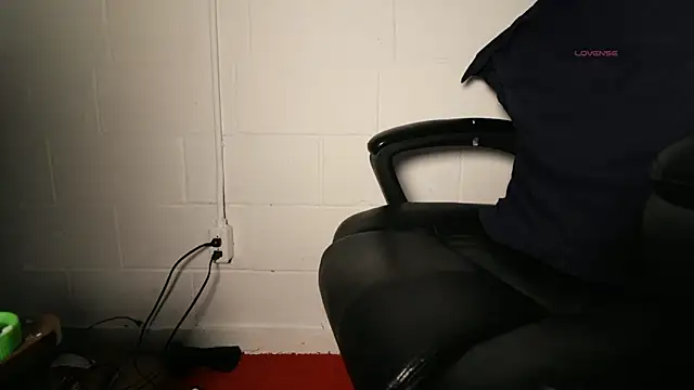 zaddytrey online show from March 12, 2026, 2:56 pm