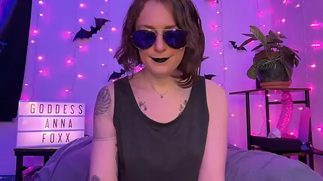 Snapshot of mistressannafoxx chatting on January 5, 2026, 10:35 pm mistressannafoxx online show from January 5, 2026, 10:35 pm