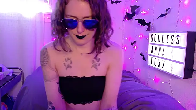 mistressannafoxx online show from April 24, 2026, 9:06 pm