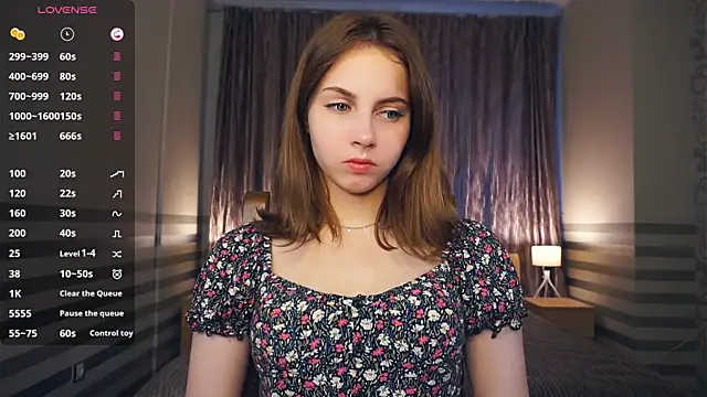 Snapshot of NylaNadler chatting on September 21, 2025, 6:26 am NylaNadler online show from September 21, 2025, 6:26 am