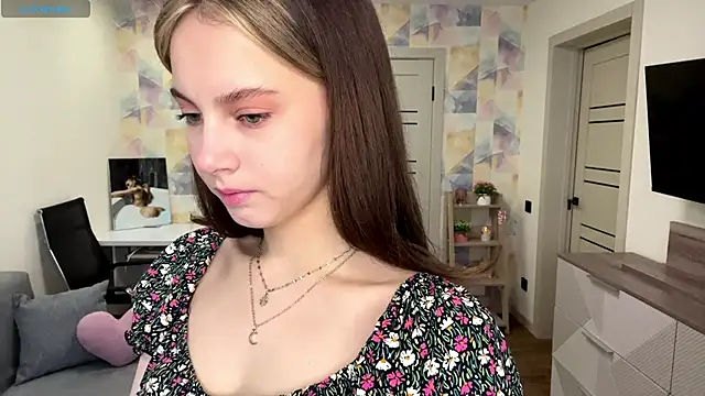 Snapshot of NylaNadler chatting on February 15, 2026, 6:10 am NylaNadler online show from February 15, 2026, 6:10 am