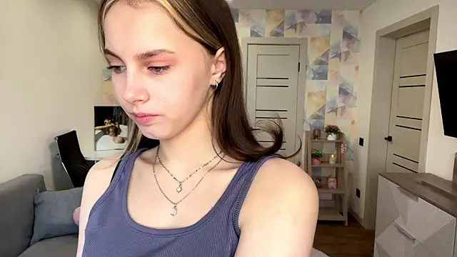 Snapshot of NylaNadler chatting on February 17, 2026, 6:10 am NylaNadler online show from February 17, 2026, 6:10 am