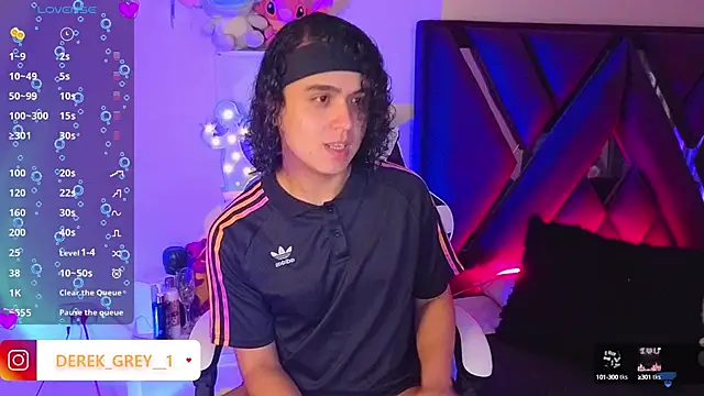 derek greyy  online show from October 5, 2025, 7:56 pm