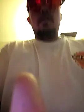 kdaddyj online show from June 2, 2026, 1:13 pm