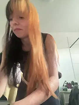 Snapshot of LilithKinkyDesire chatting on July 22, 2026, 6:32 pm LilithKinkyDesire online show from July 22, 2026, 6:32 pm