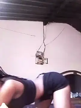 Snapshot of Miss_thorne chatting on October 2, 2025, 6:42 am Miss thorne online show from October 2, 2025, 6:42 am