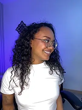 Snapshot of Terry_ebony chatting on September 21, 2025, 4:58 am Terry ebony online show from September 21, 2025, 4:58 am