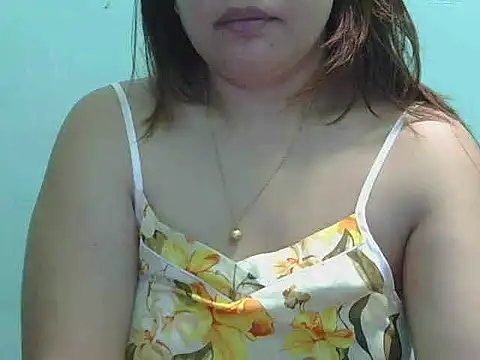 sexychubb101 online show from December 4, 2025, 9:23 pm