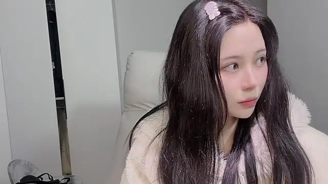 Amy-i online show from March 6, 2026, 5:09 pm