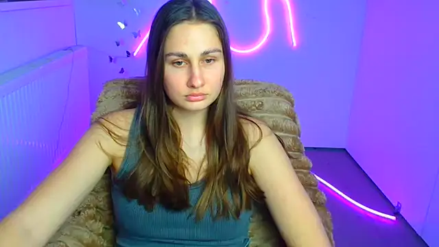 Stefanie Sweet online show from March 19, 2026, 12:42 pm