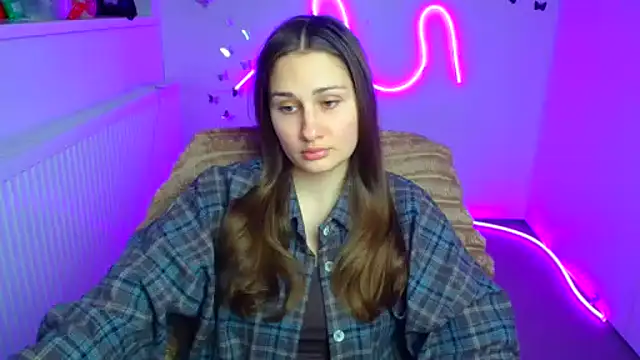 Snapshot of Stefanie_Sweet chatting on April 22, 2026, 5:32 am Stefanie Sweet online show from April 22, 2026, 5:32 am
