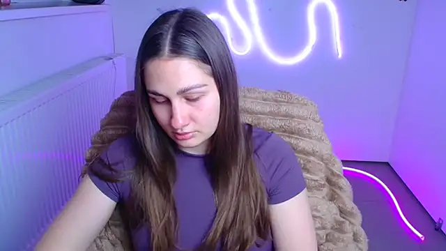 Snapshot of Stefanie_Sweet chatting on May 11, 2026, 6:19 am Stefanie Sweet online show from May 11, 2026, 6:19 am